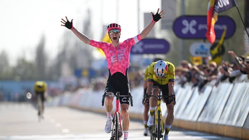 Bizarre ontknoping in Dwars door Vlaanderen: Visma en Van Aert voor joker gezet