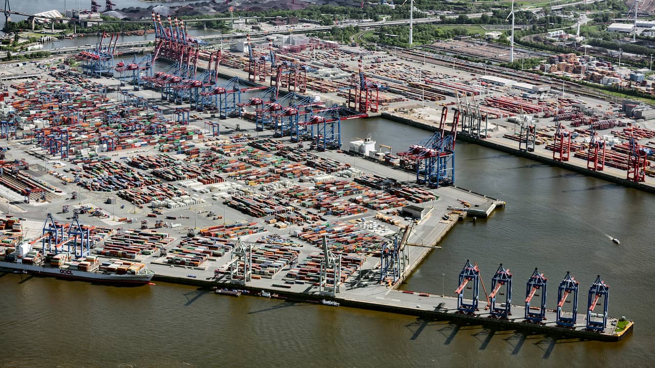 China koopt zich in bij grote terminal in Hamburgse haven | Economie ...
