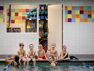 Rechtbank oordeelt dat Hilversums zwembad coronapas niet hoeft te controleren