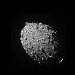 Europese ruimtesonde onderzoekt gevolg van inslag NASA-missie op ruimterots