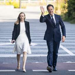 Live NAVO-top | Rutte arriveert voor cruciale vergadering: 'VS staat achter Artikel 5'