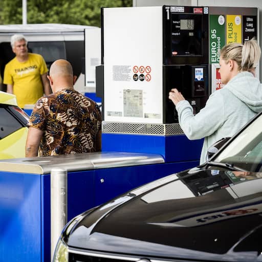 Illustratie bij: Zo bespaar je brandstof als je toch de auto wil pakken