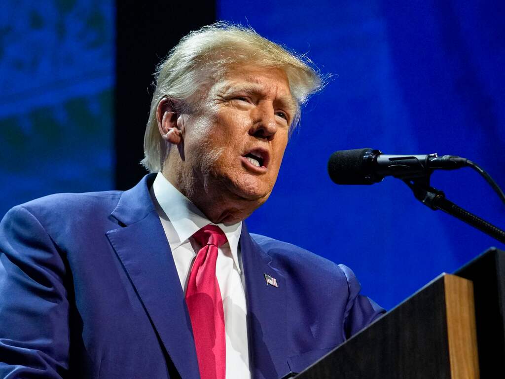 Kan Trump nog president worden nu hij schuldig is aan aanranding?