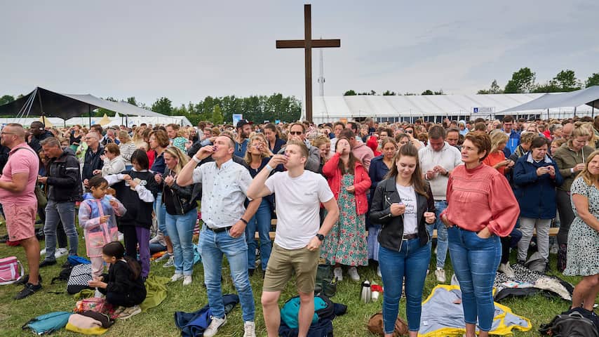 Waarom hebben we een Tweede Pinksterdag (en Paasdag)? | Binnenland | NU.nl