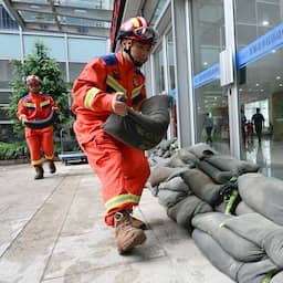 China zet zich schrap voor tyfoon ter grootte van Frankrijk, 1,8 miljoen evacuaties