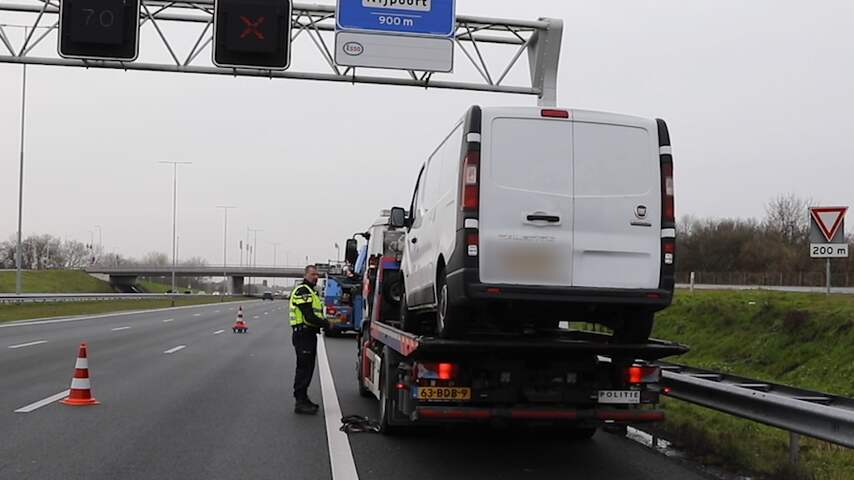 Politie bergt busje waarmee jongen (15) werd ontvoerd