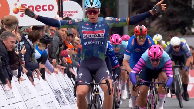Tim Merlier oppermachtig in sprint slotetappe Eneco Tour