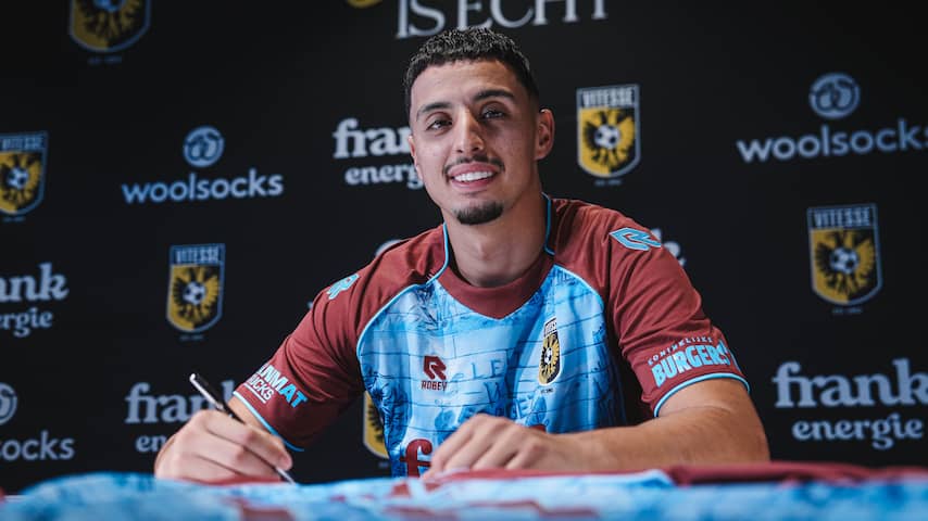 Vitesse strikt oud-Feyenoorder Bannis vlak voor eerste thuisduel sinds terugkeer | Voetbal | NU.nl Vitesse strikt oud-Feyenoorder Bannis vlak voor eerste thuisduel sinds terugkeer | Voetbal | NU.nl