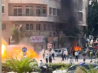 Explosies in Damascus tegenover hotel waar Macron verblijft
