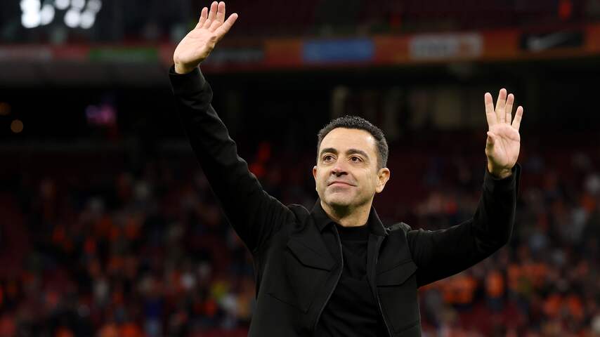 Foto bij Xavi dankbaar en trots na Oranjedebuut: 'We waren beter dan Duitsland'