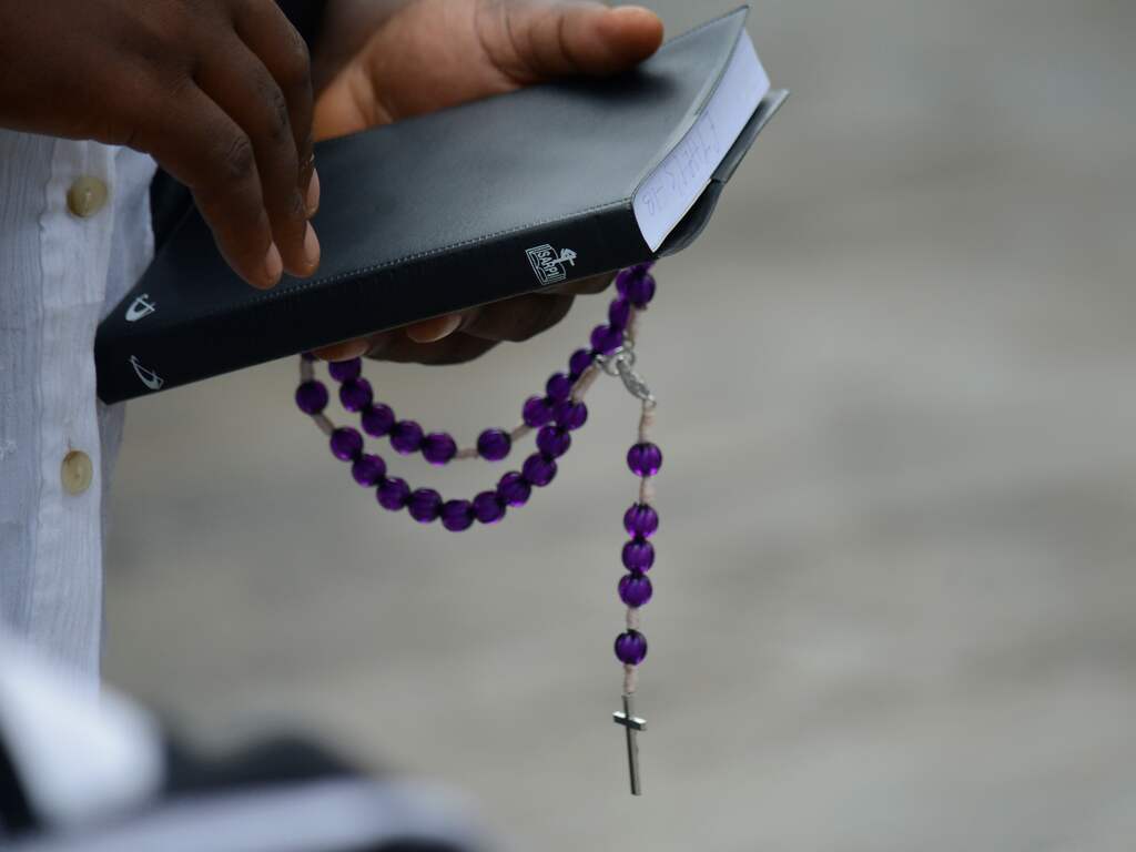Tientallen mensen om het leven gekomen bij aanval op Nigeriaanse kerk