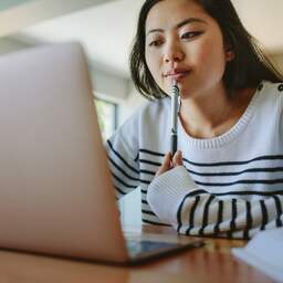 We herkennen vaker nepnieuws en onjuiste informatie op het internet