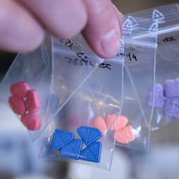 Zes mensen aangehouden voor handel in designerdrugs via webshop Powercaps