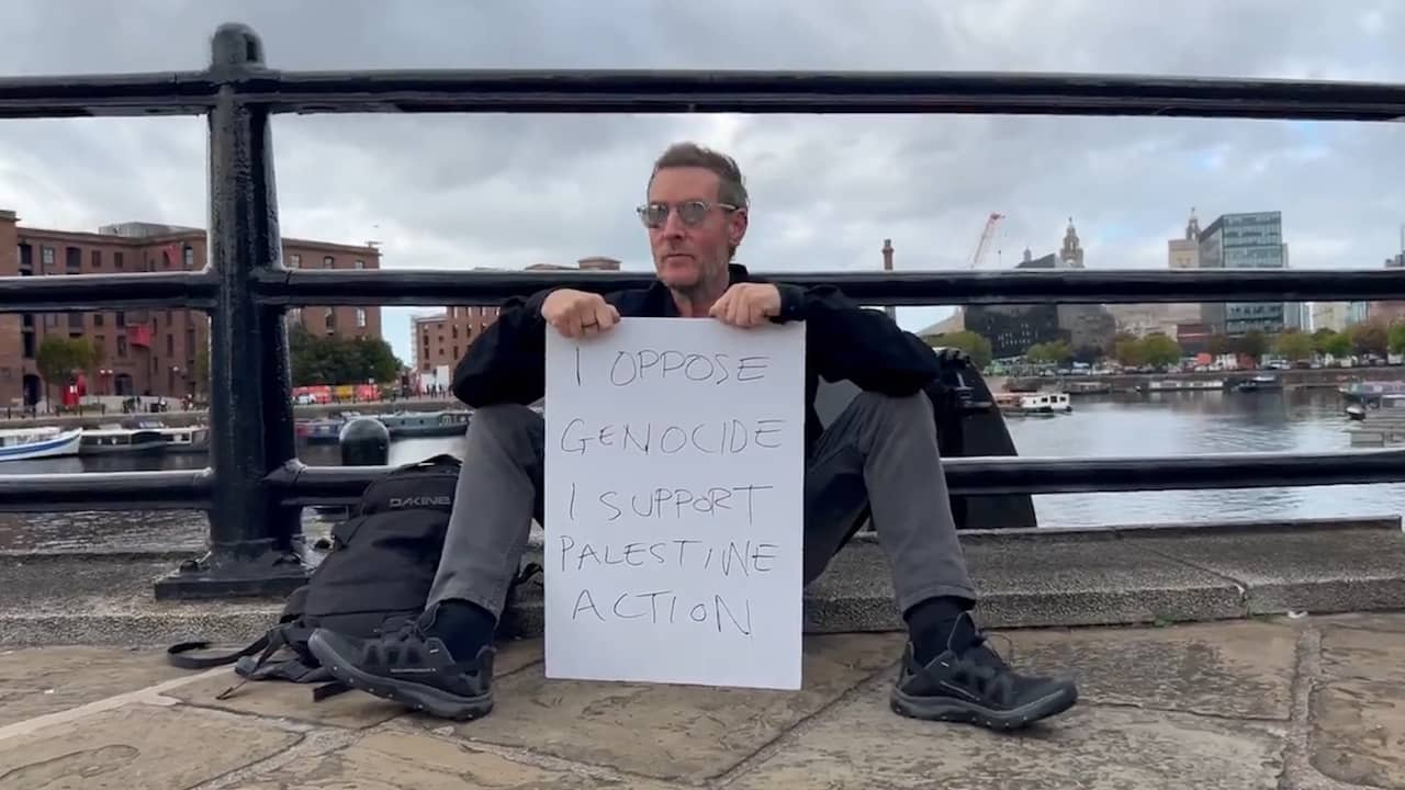 Massive Attack-zanger opgepakt voor steun aan verboden pro-Palestijnse groep