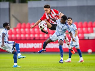 Beloftenteams spelen vijf dagen voor Eredivisie-topper tussen Ajax en PSV gelijk