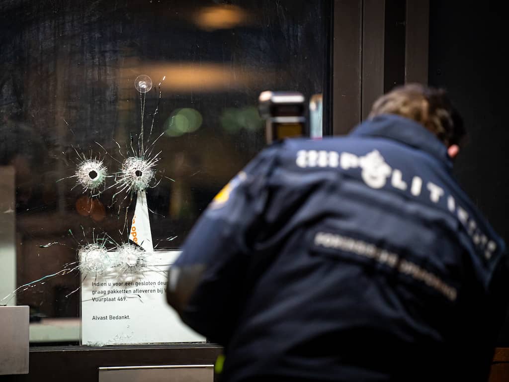 Pizzeria in Rotterdamse wijk Feijenoord beschoten na eerdere explosies