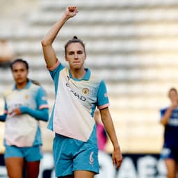 Miedema bekroont debuut voor Manchester City met goal in Champions League