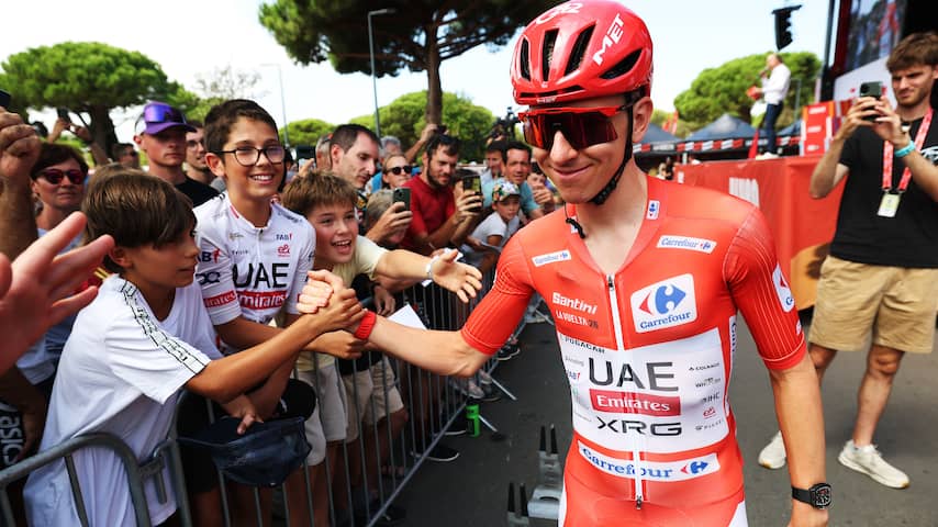 Pogacar succesvol geopereerd aan sleutelbeen na harde val in Vuelta