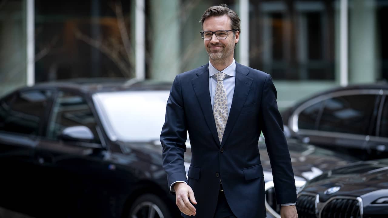 Minister Sjoerdsma gaat op handelsmissie naar China ondanks sancties tegen hem