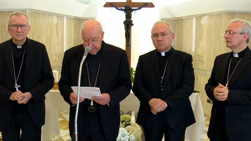 Bekijk de bekendmaking van de dood van paus Franciscus