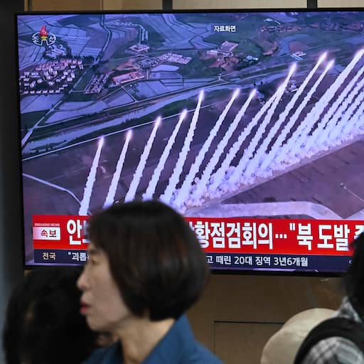 Illustratie bij: Noord-Korea vuurt ballistische raketten richting zee na militaire oefening VS