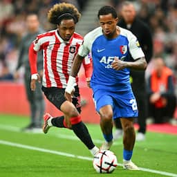 Live Europa League | AZ in voetbalgevecht tegen Sunderland gered door de paal