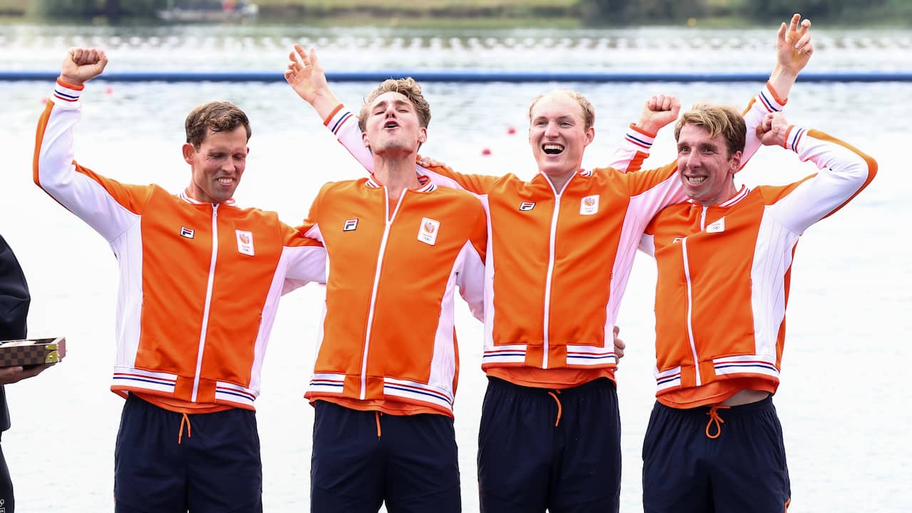Dubbelvier mannen roeit naar goud en bezorgt Nederland eerste plak op