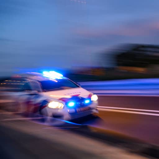 Illustratie bij: Dode bij ongeval op A76 in Limburg, slachtoffer meermaals door auto's geraakt