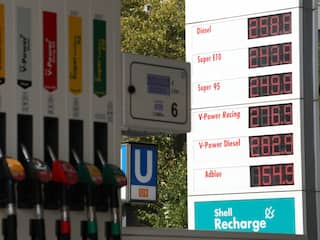 Nederlandse dieselprijs naar recordhoogte, Duitsland voert tankkorting door