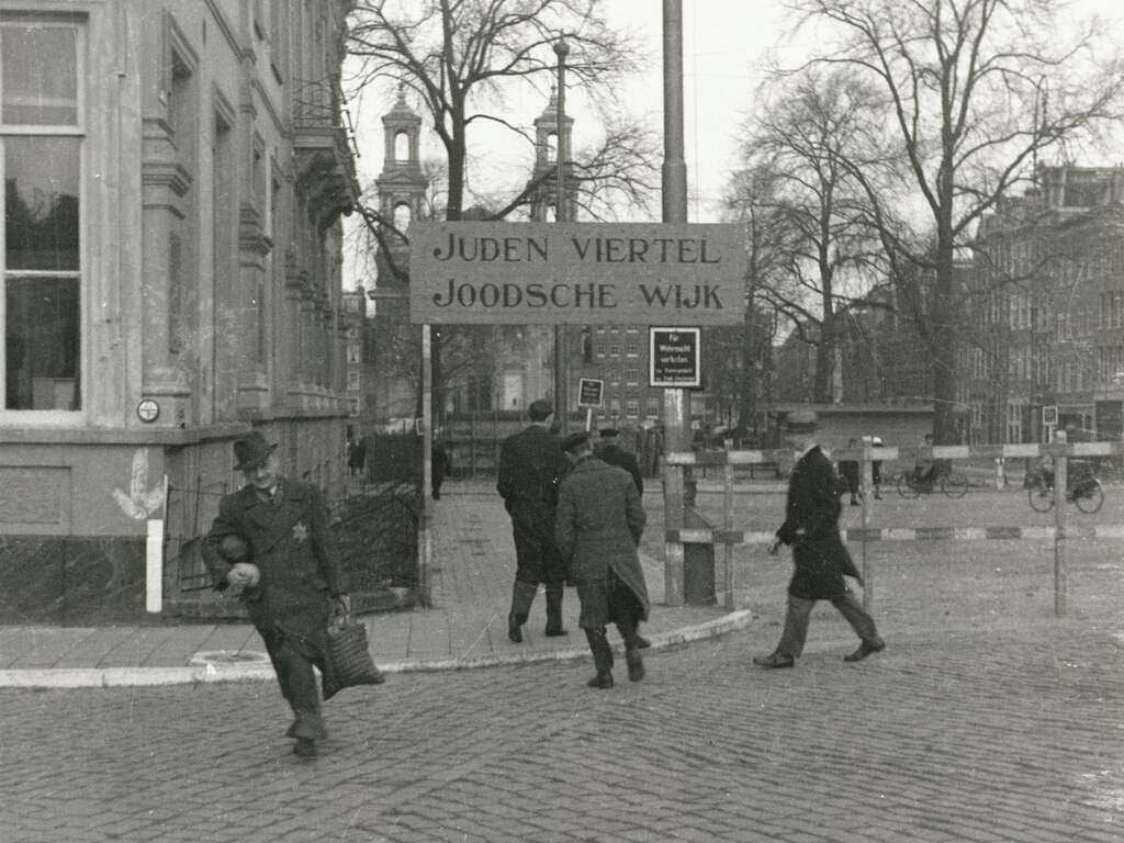 Gemeente Amsterdam werkte tijdens bezetting grotendeels mee aan nazibeleid