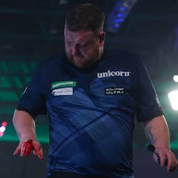 Darter Menzies heeft geen gevoel in delen van vingers na uitbarsting op WK