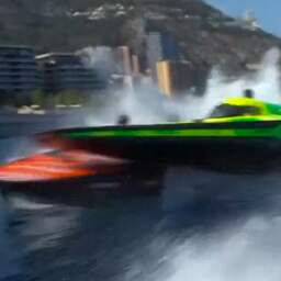 Video | Speedboten botsen op hoge snelheid tegen elkaar bij race in Monaco