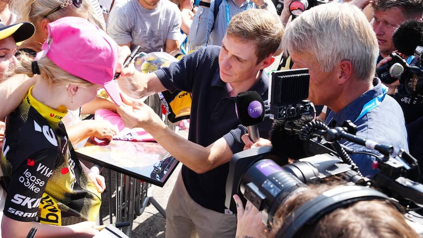 Vingegaard heeft nog niet gefietst sinds val in Tour: 'Was blij met bericht Pogacar'