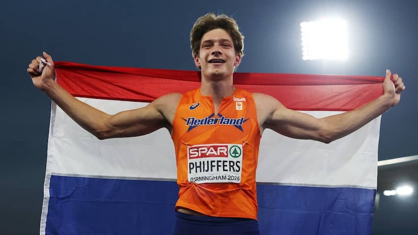 Jonas Phijffers verrast met EK-brons op 400 meter in Nederlands record