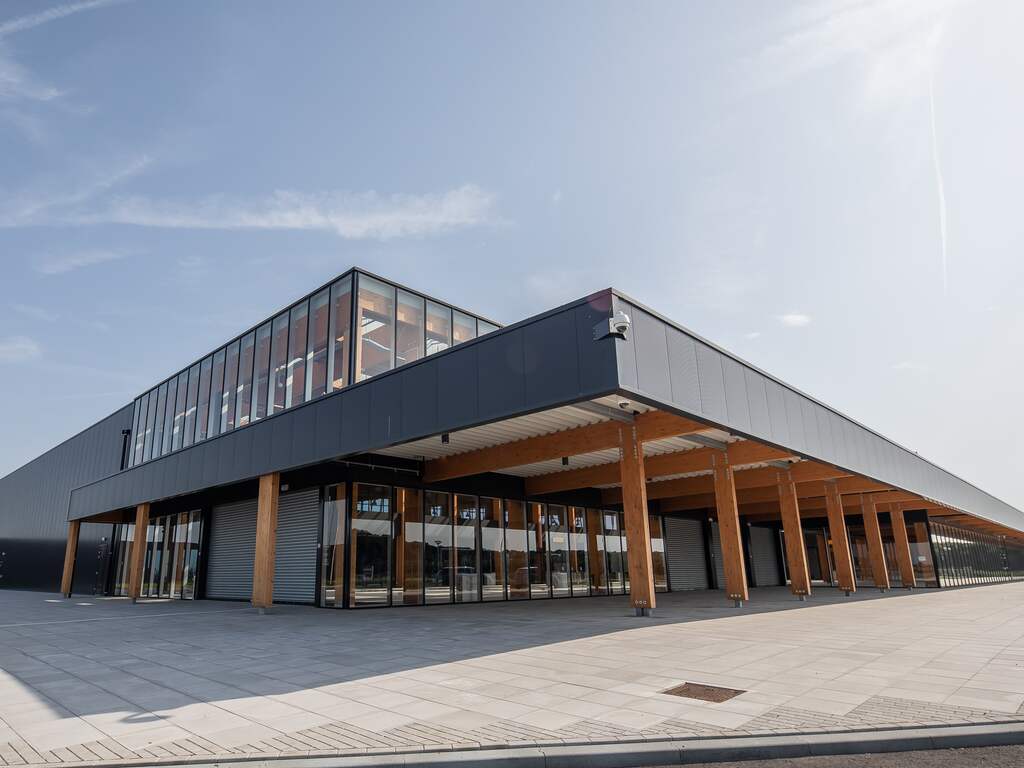 Aanvraag uitbreiding Lelystad Airport klopt volgens Overijssel niet