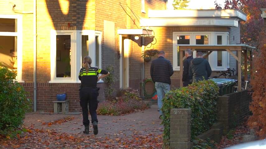 Bij deze woning in Arnhem werd de vermiste tiener gevonden
