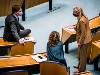 Rutte zwaar beschadigd na debat over Omtzigt-notitie