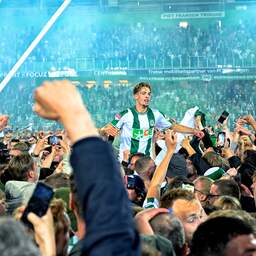 NU+ | FC Groningen-fans staan weer op veld: 'Maar nu om te janken van emotie'