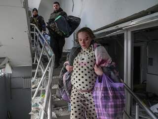 Evacuaties grotendeels mislukt, kraamkliniek in Mariupol verwoest