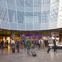 IT-problemen bij Duitse luchthavens voorbij, urenlange vertraging reizigers