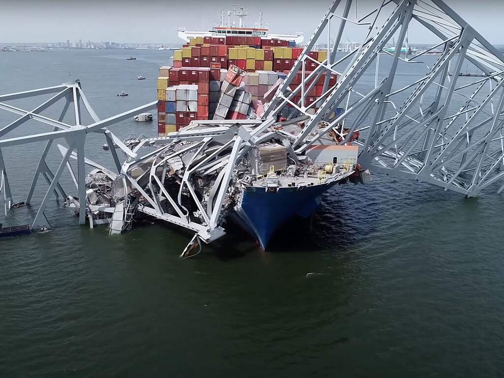 Datarecorder van schip dat brug in VS ramde geborgen, vandaag meer duidelijk