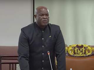 Beveiligers Brunswijk mishandelen Surinaamse journalist