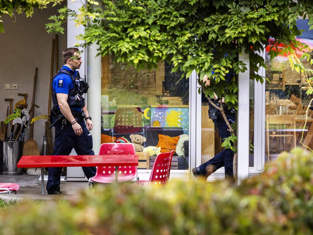 Drie vijfjarige kinderen gewond door aanval met steekwapen in Zürich
