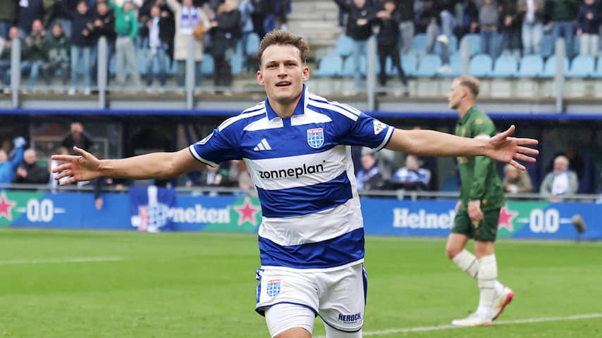 Thijs Oosting scoort wéér tegen zijn vader Joseph: 'De vorige deed meer pijn'
