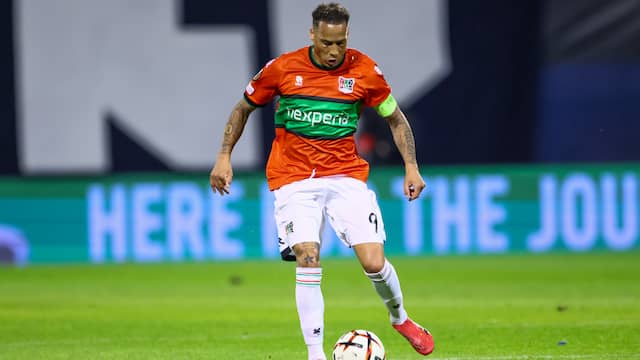 Chery laat Dinamo Zagreb-doelman kansloos met prachtschot in verre hoek