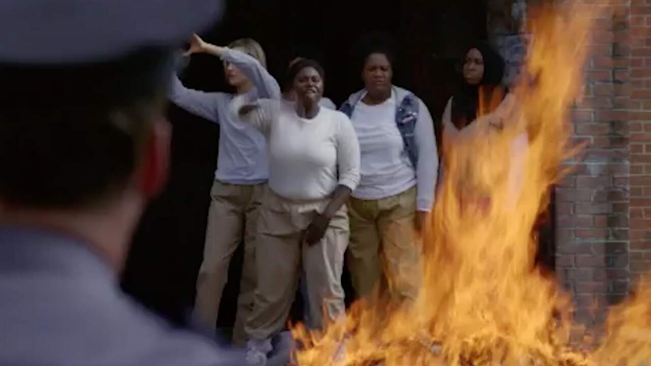 Gevangenen nemen heft in eigen handen in nieuwe trailer OITNB | NU.nl