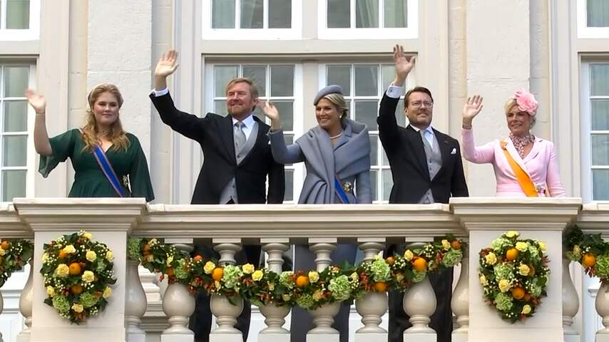 Boegeroep tijdens balkonscène Paleis Noordeinde