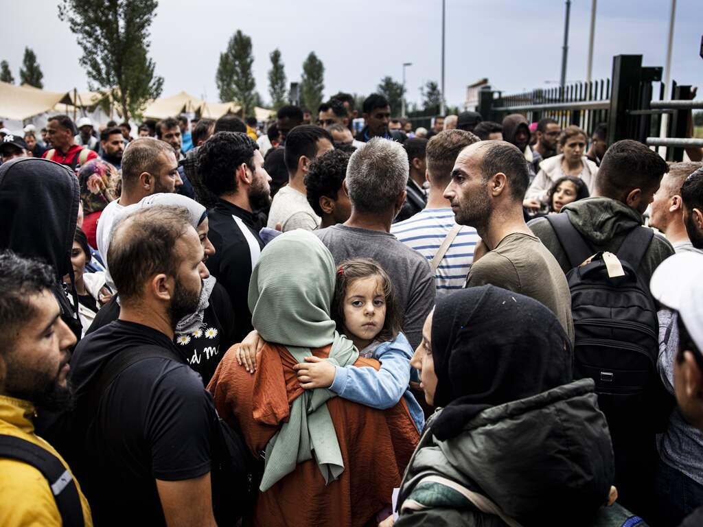 Veiligheidsregio verbiedt kampeerspullen rondom aanmeldcentrum Ter Apel