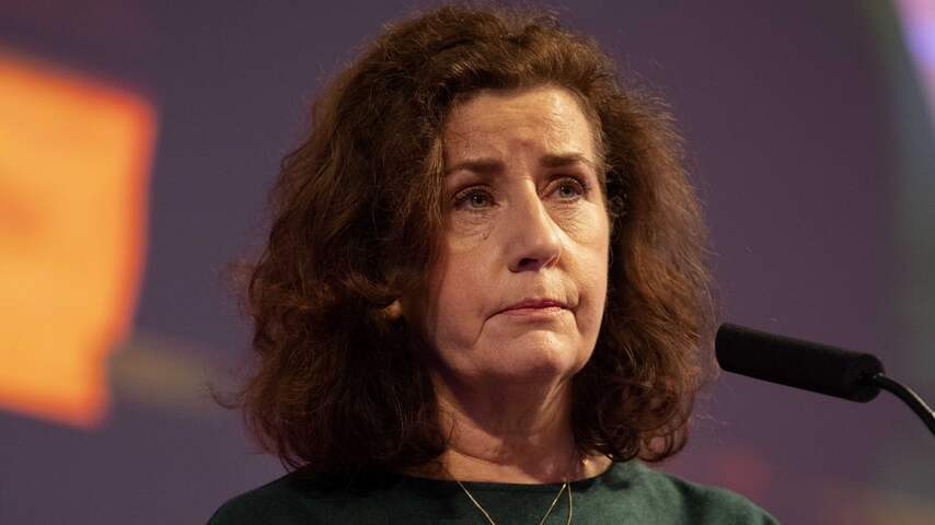 Minister maakt geëmotioneerd excuses voor oude Transgenderwet