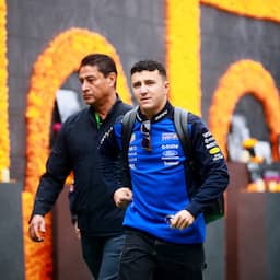 Hadjar geeft fan een duw en moet zich melden bij de stewards in Mexico